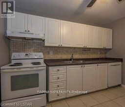 75 Huxley St in London, ON - Building Photo - Building Photo