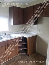 101 Willow St in Crookston, MN - Building Photo - Building Photo