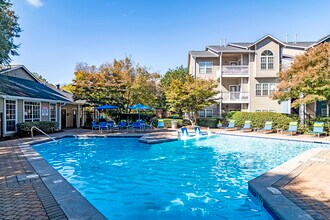 Hawthorne North Druid Hills in Atlanta, GA - Foto de edificio - Building Photo