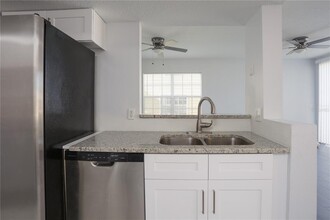 202 Washington Palm Loop in Davenport, FL - Building Photo - Building Photo