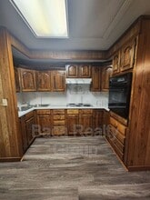 105 S Canadian Ave in Purcell, OK - Building Photo - Building Photo
