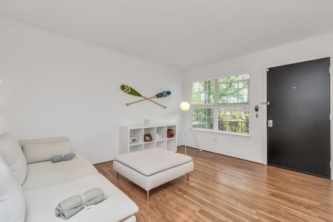 property at 3224 Timmons Ln
