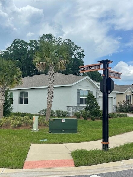 5189 NW 43rd Ln Rd in Ocala, FL - Building Photo - Building Photo
