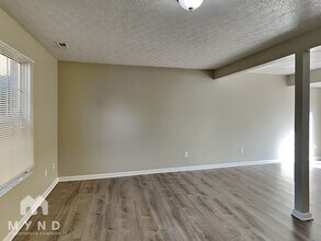 1500 Manor Dr in Columbus, OH - Building Photo - Building Photo