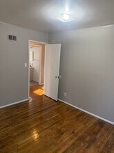 3000 W Carmen Ave in Milwaukee, WI - Building Photo - Building Photo