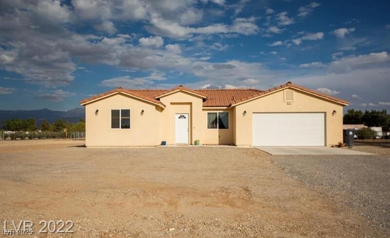 2821 Yucca Terrace Ave in Pahrump, NV - Building Photo