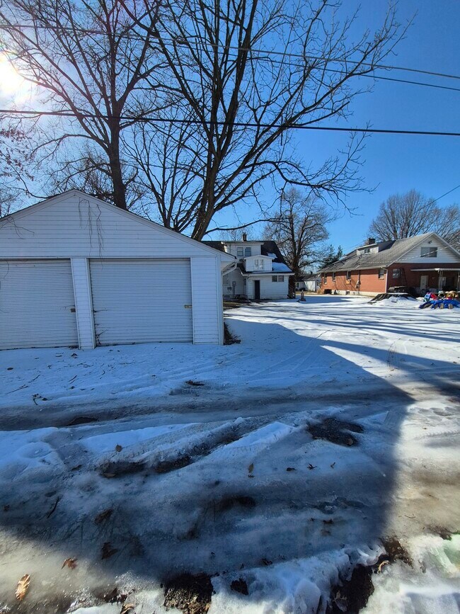 3519 Marion St in Belleville, IL - Building Photo - Building Photo