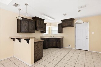 405 E 2nd St in La Joya, TX - Building Photo - Building Photo