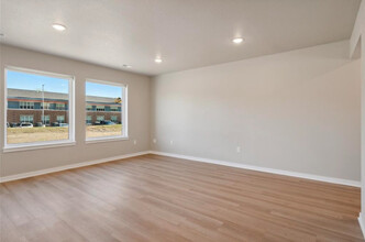 Perry Townhomes in Perry, IA - Foto de edificio - Building Photo
