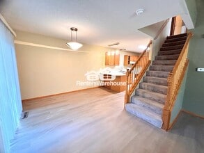 1010 68th St in West Des Moines, IA - Building Photo - Building Photo