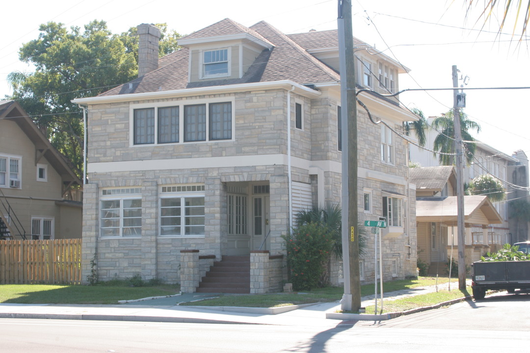 730 4th Ave N in St. Petersburg, FL - Foto de edificio