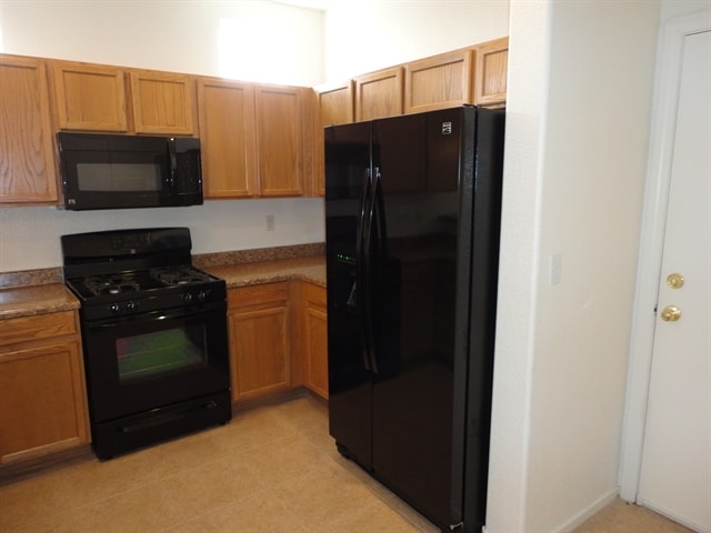 6016 Soft Springs Ave in Las Vegas, NV - Building Photo - Building Photo