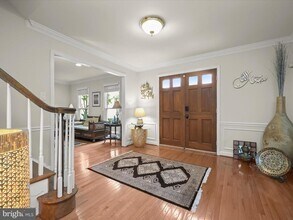 7704 Zulima Ct in Bethesda, MD - Building Photo - Building Photo
