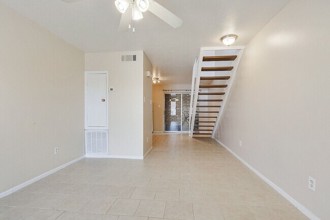 2109 Manson Ave in Metairie, LA - Building Photo - Building Photo