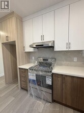 643 Bathurst St in Toronto, ON - Building Photo - Building Photo