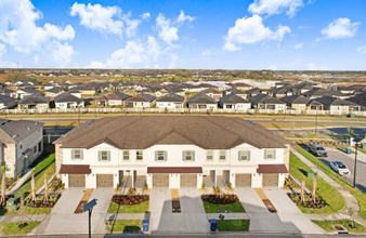 10439 Lavender Aster Trl in San Antonio, FL - Building Photo - Building Photo