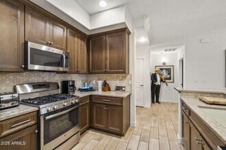 7601 E Indian Bend Rd in Scottsdale, AZ - Building Photo - Building Photo