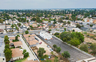 2022 E El Segundo Blvd in Compton, CA - Building Photo - Building Photo