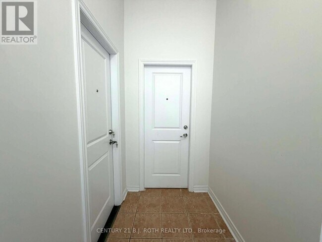 90 Pappain Crescent in Brampton, ON - Building Photo - Building Photo