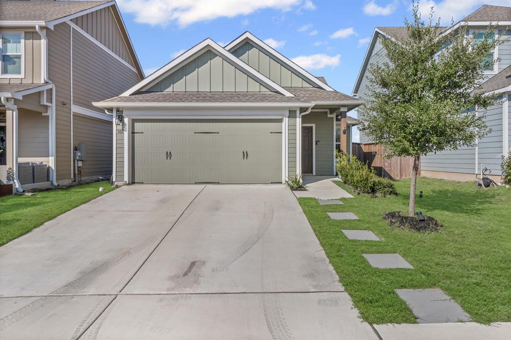 308 Majestic Cedar Ct in Liberty Hill, TX - Building Photo