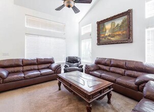 5742 W Palo Alto Ave in Fresno, CA - Building Photo - Building Photo