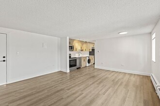 The Northwood in Denver, CO - Building Photo - Building Photo