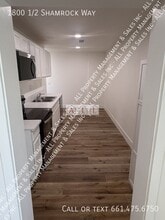 1800 Shamrock Wy in Bakersfield, CA - Building Photo - Building Photo