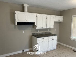 1801 7th St SE in Decatur, AL - Building Photo - Building Photo