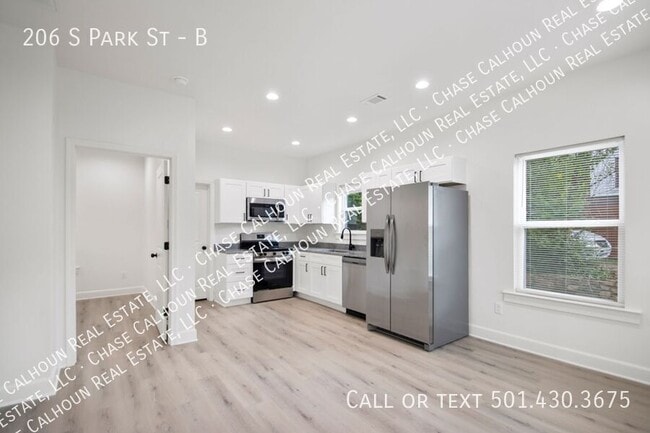 property at 206 S Park St