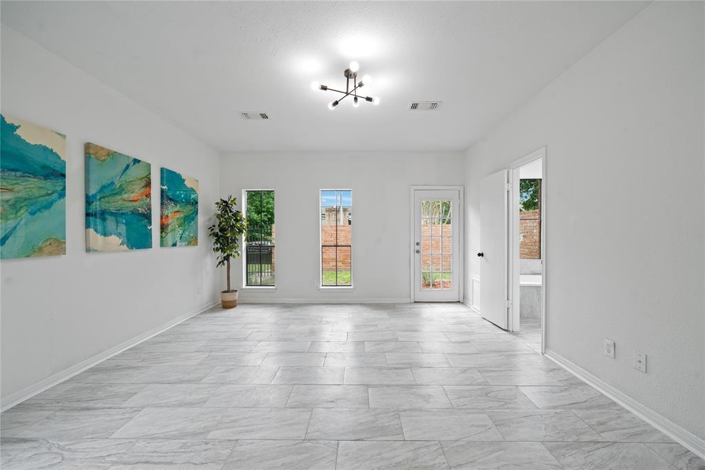 4731 N Cashel Cir in Houston, TX - Building Photo