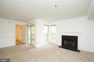 1524 Lincoln Way in McLean, VA - Building Photo - Building Photo