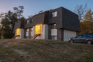 Valley Acres Apartments in Des Moines, IA - Building Photo