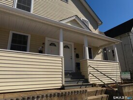 40 Winter St in Ansonia, CT - Building Photo