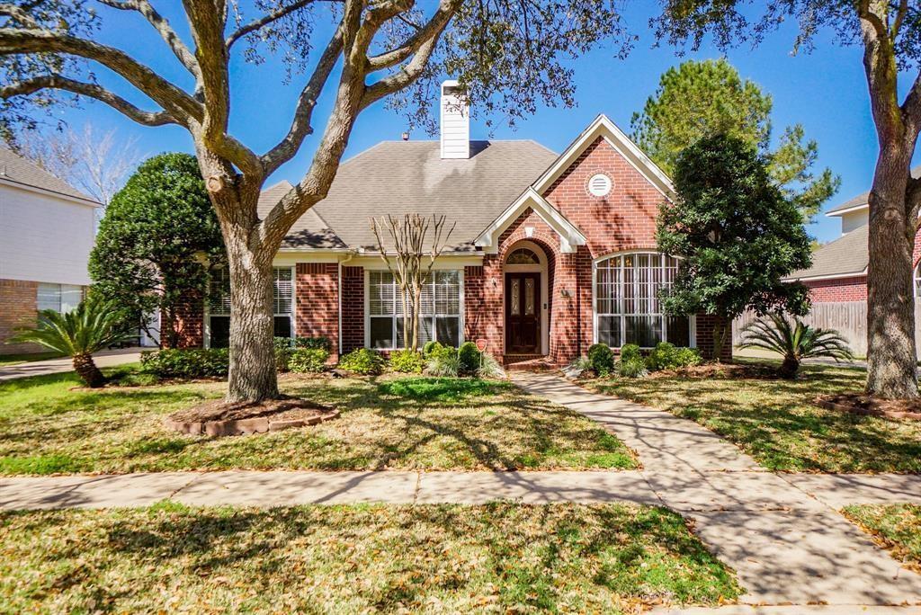 23006 Greenrush Dr in Katy, TX - Foto de edificio