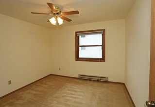 Northshore Estates in Madison, WI - Building Photo - Interior Photo