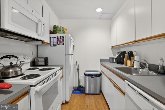 1601 Spring Garden St