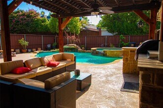 8209 Fountain Springs Dr in Plano, TX - Building Photo - Building Photo