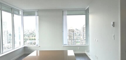 1008-2388 Madison Av in Burnaby, BC - Building Photo - Building Photo