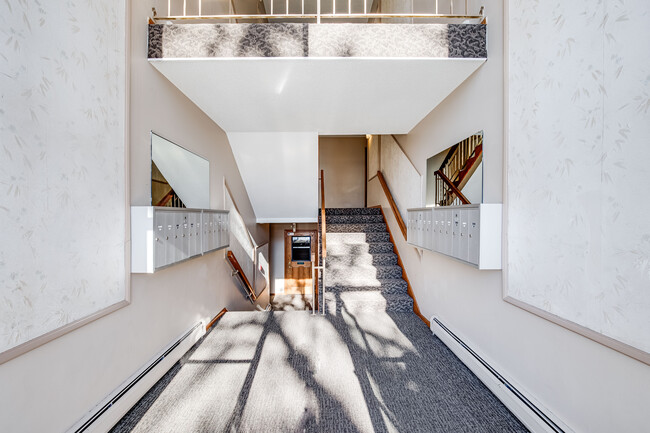 Arcadia Park Apartments in North St. Paul, MN - Foto de edificio - Interior Photo