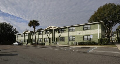 Riviera South Apartments in Jacksonville, FL - Building Photo - Building Photo