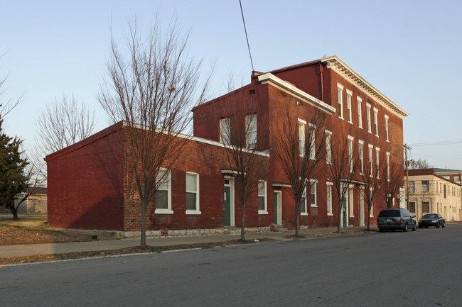 1700 Rowan St in Louisville, KY - Building Photo - Building Photo