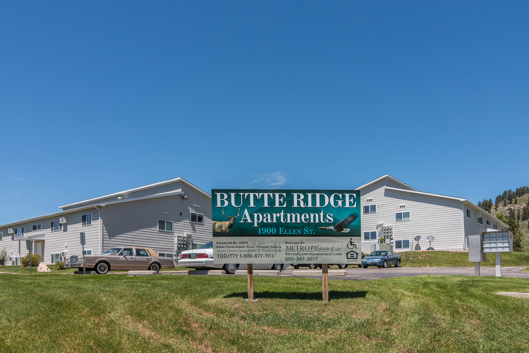 Butte Ridge Apartments in Sturgis, SD - Foto de edificio