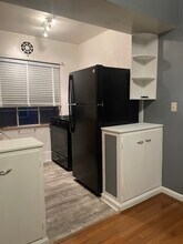 814 Ellison Ave, Unit 4 in Cincinnati, OH - Foto de edificio - Building Photo