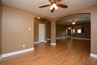 12567 Canyon Falls Boulevard in Willis, TX - Building Photo - Building Photo
