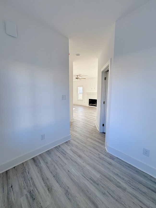 131 Bourbon St in Raeford, NC - Building Photo - Building Photo