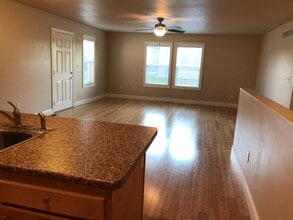 107 Scenic Drive in Goodfield, IL - Building Photo - Building Photo