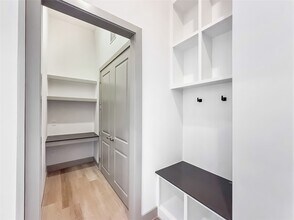 170 Malone St in Houston, TX - Foto de edificio - Building Photo