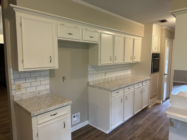 6 Trailwood Ct in Lufkin, TX - Building Photo - Building Photo