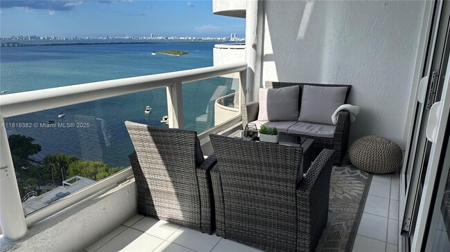 property at 1717 N Bayshore Dr