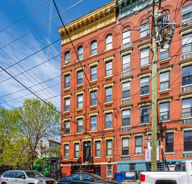 306 Madison St in Hoboken, NJ - Building Photo - Building Photo